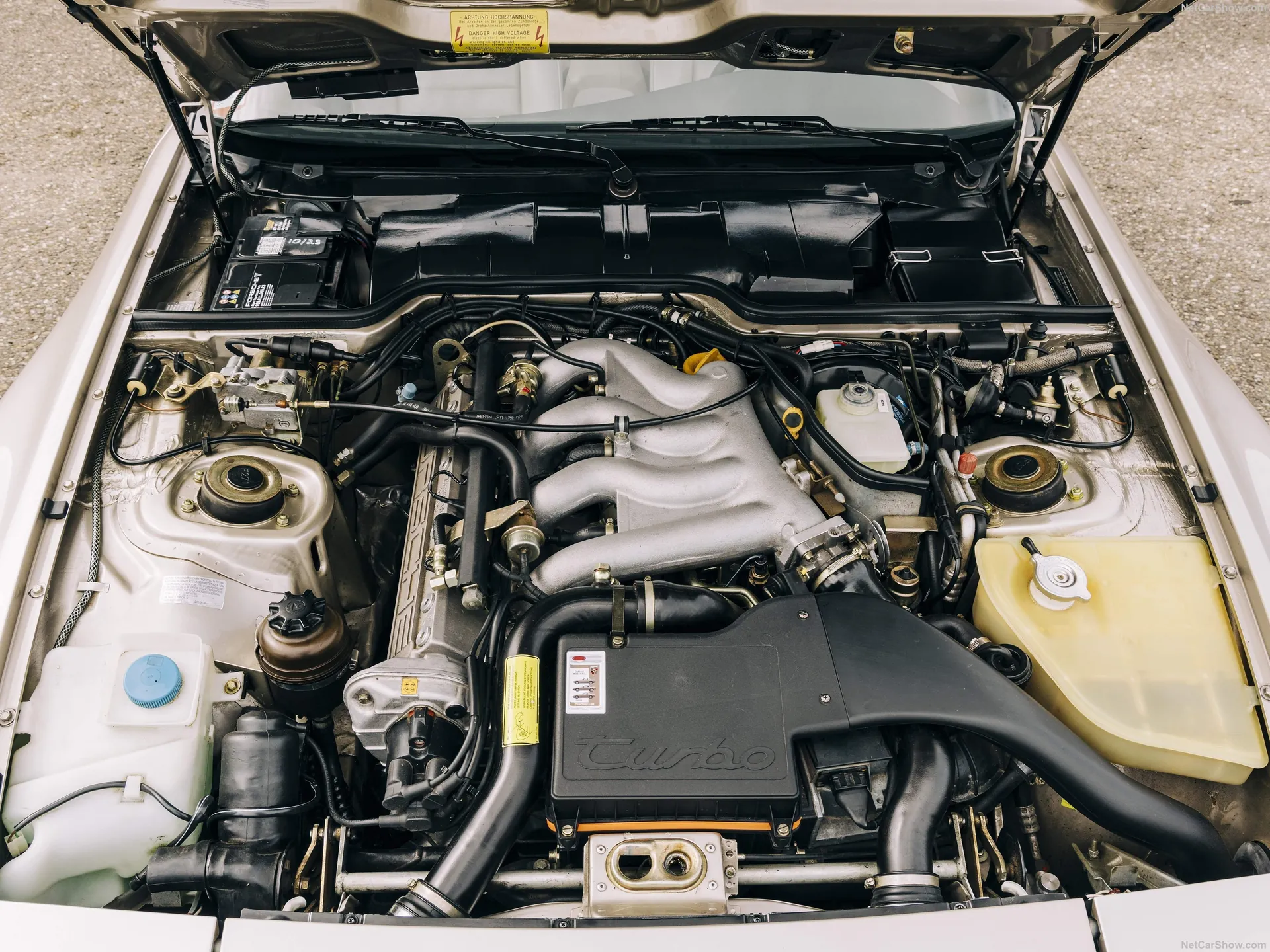 Porsche 944 Turbo Coupe (1989) - Engine Bay
