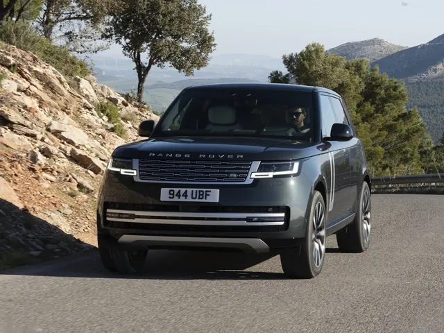 Land Rover Range Rover Electric (2027)