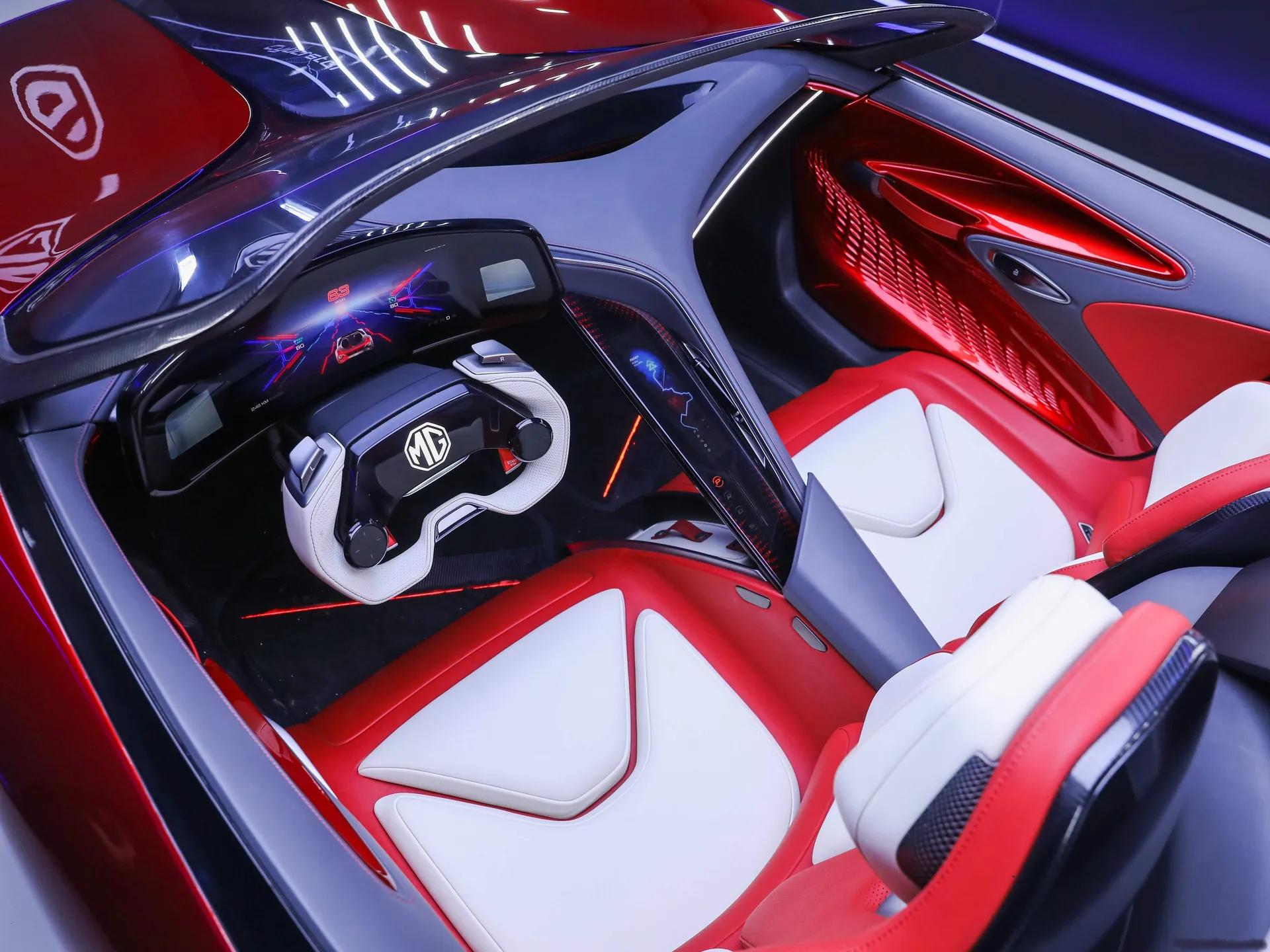 MG Cyberster Concept (2021) – interiér