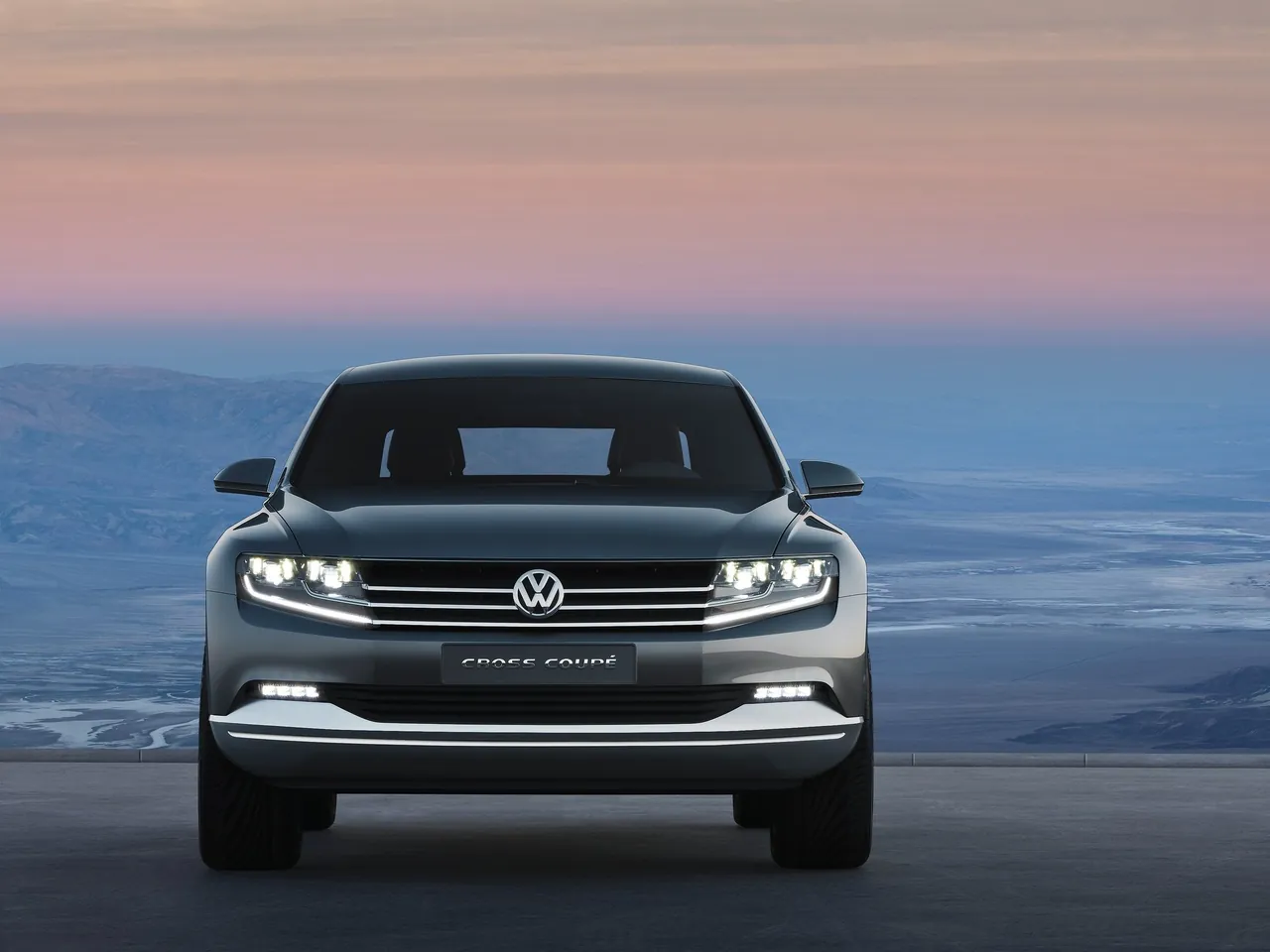 Volkswagen Cross Coupe Concept (2011) - Front