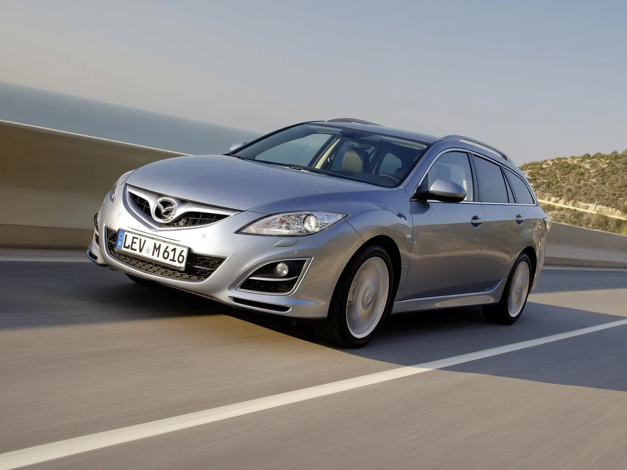 Mazda 6 Wagon (2011)
