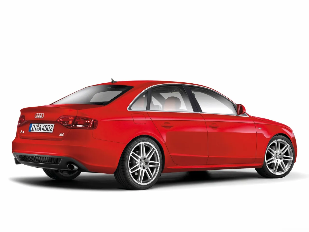 Audi A4 (2008) – zadní tříčtvrteční pohled