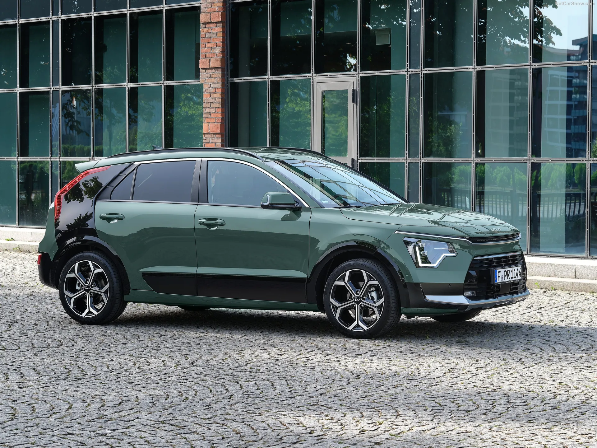 Kia Niro [EU] (2023)