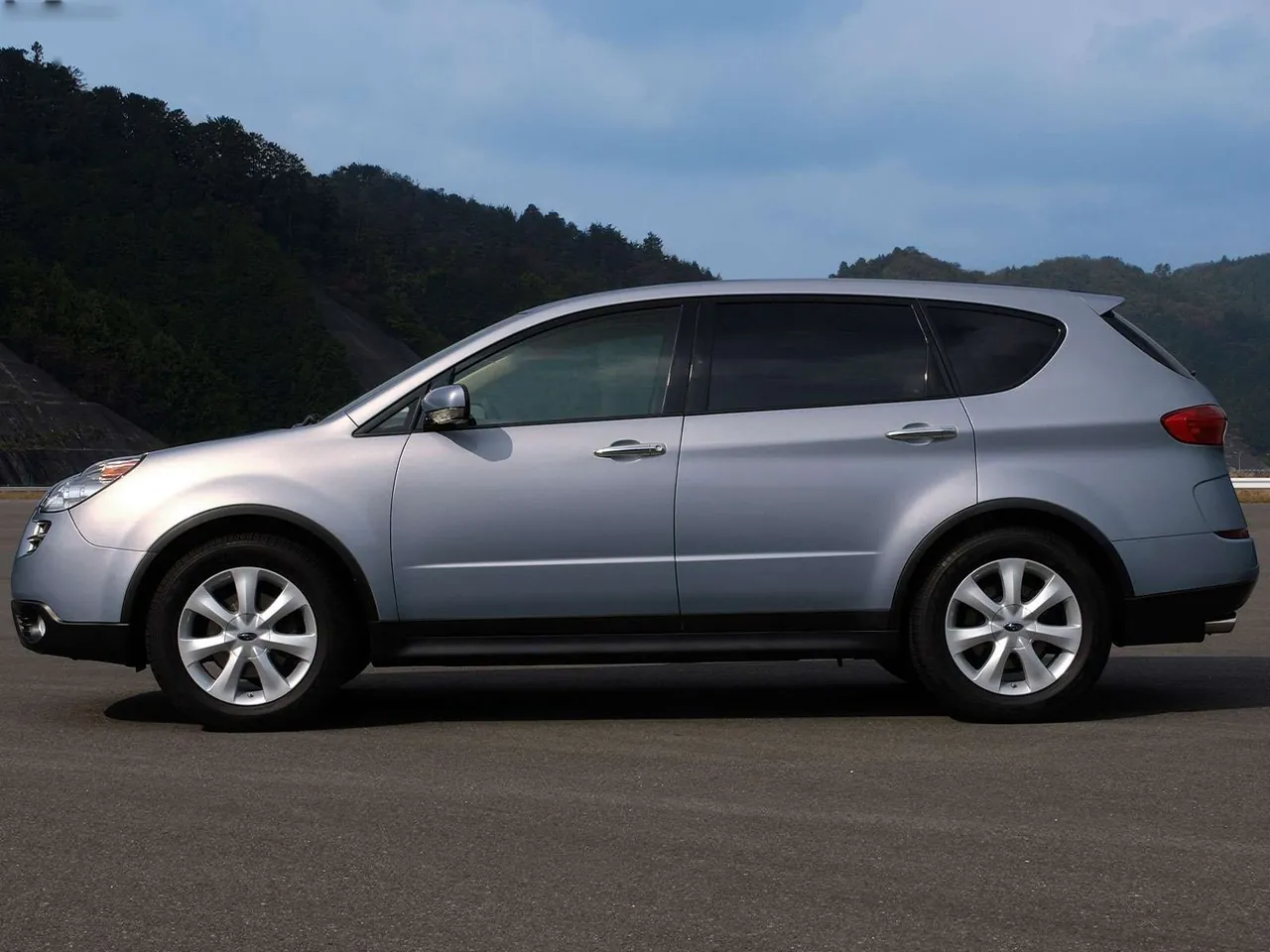 Subaru B9 Tribeca (2006) – boční profil