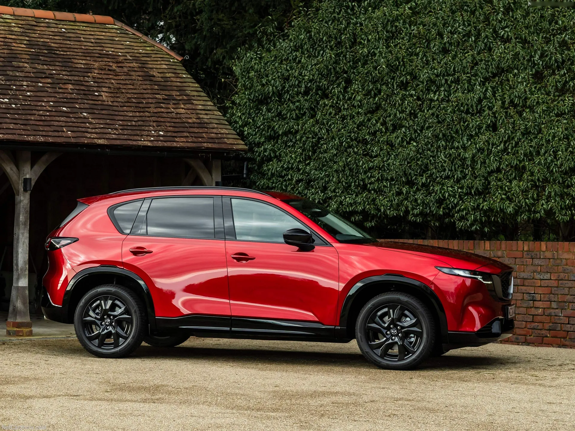 Mazda CX-5 [UK] (2026) – boční profil