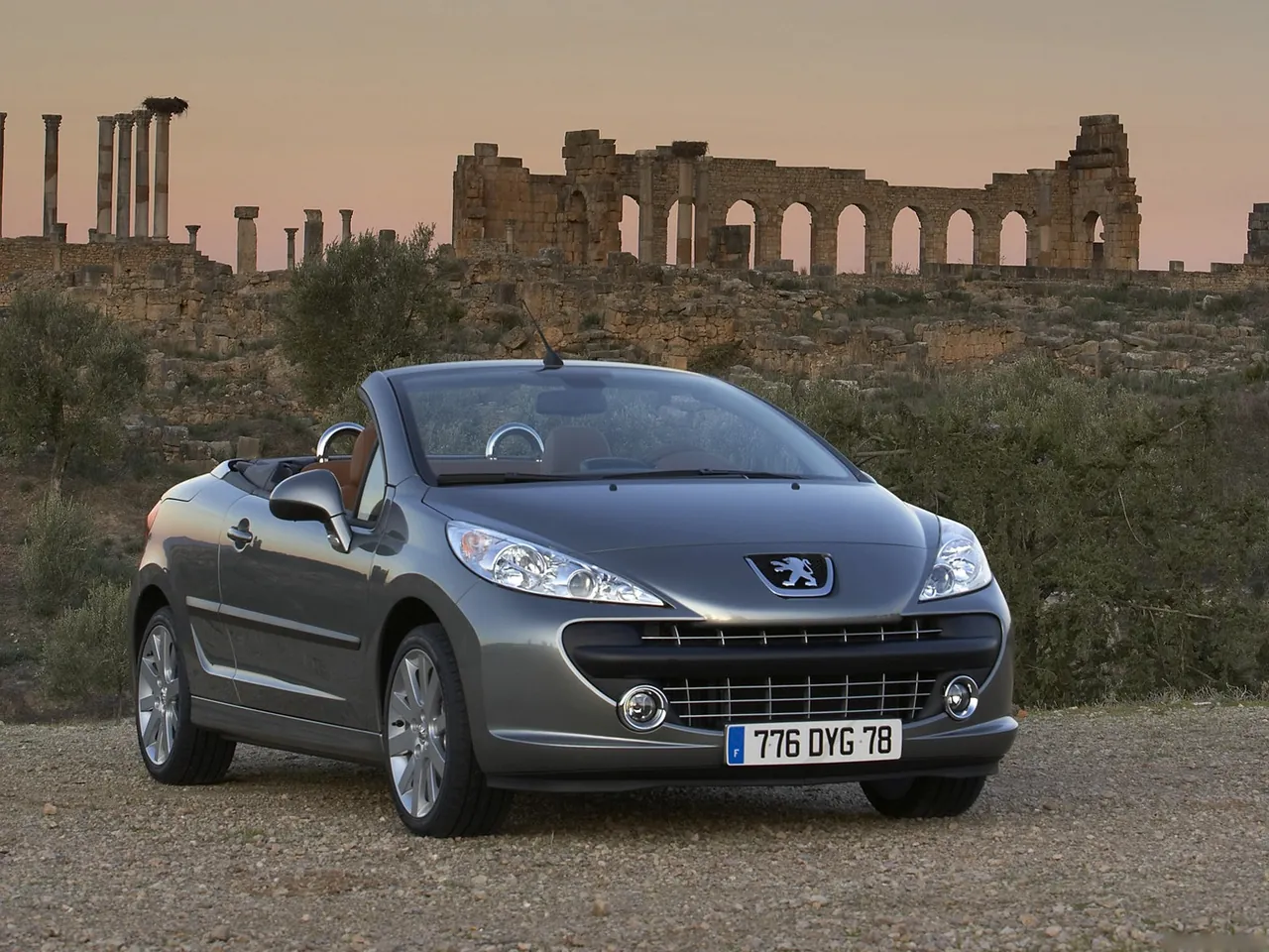 Peugeot 207 CC (2007)