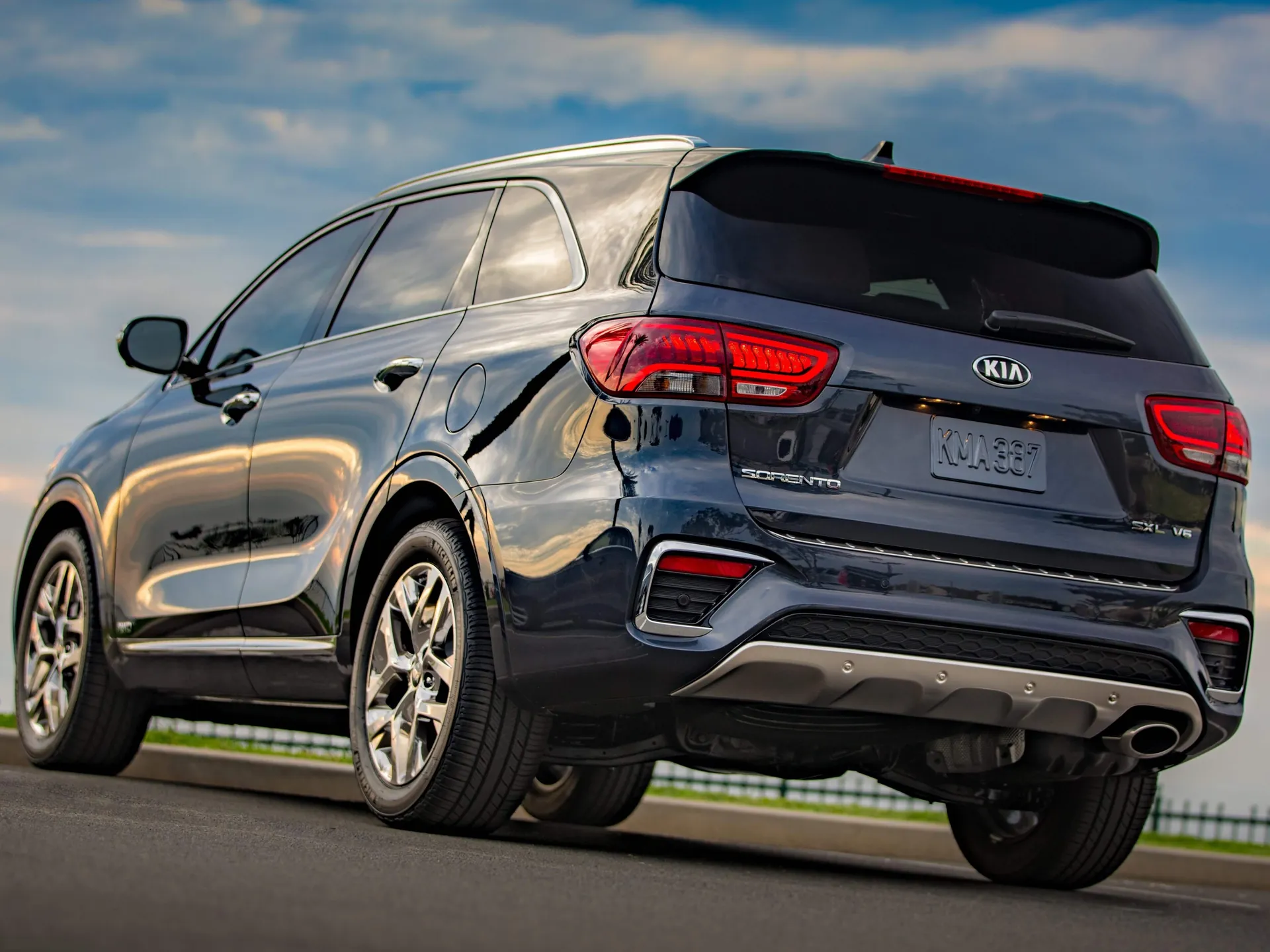 Kia Sorento [US] (2019) – zadní tříčtvrteční pohled