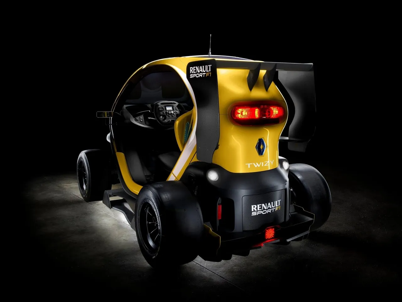 Renault Twizy RS F1 Concept (2013) – zadní tříčtvrteční pohled