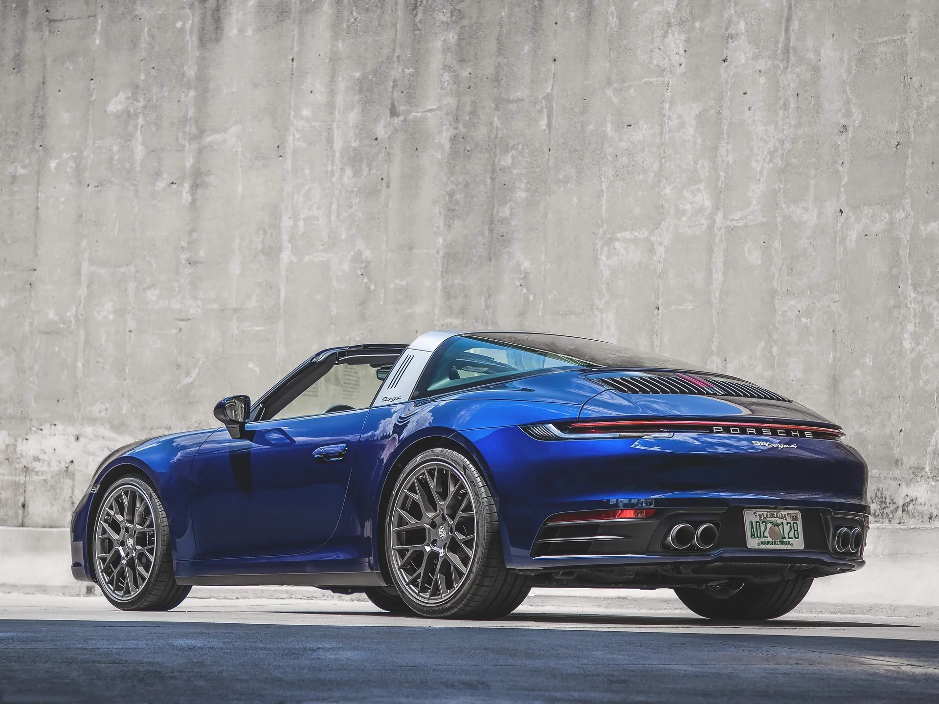 Porsche 911 Targa 4 (2021) - Rear Three-Quarter