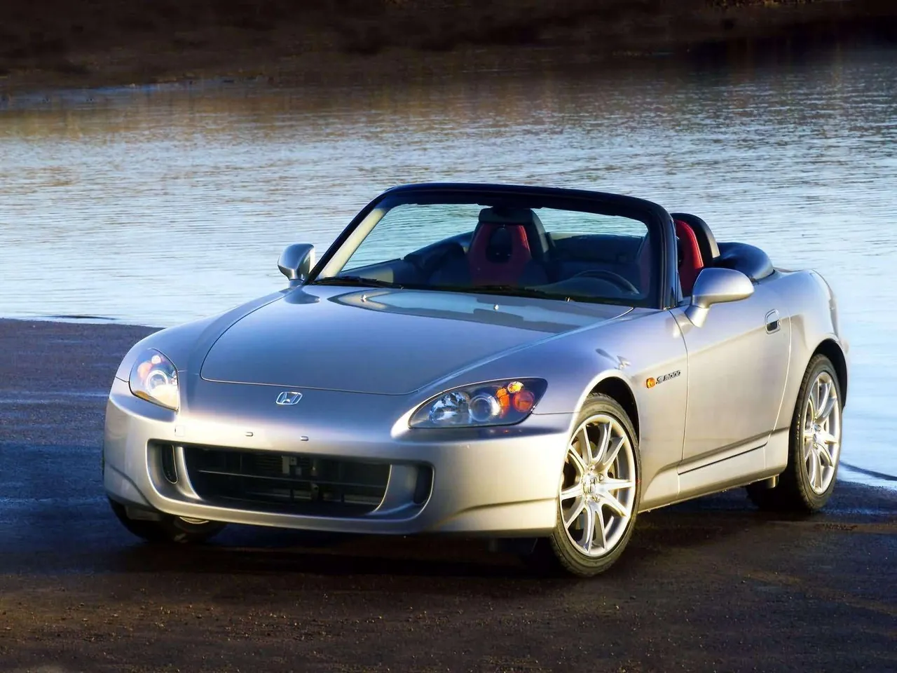 Honda S2000 (2004)