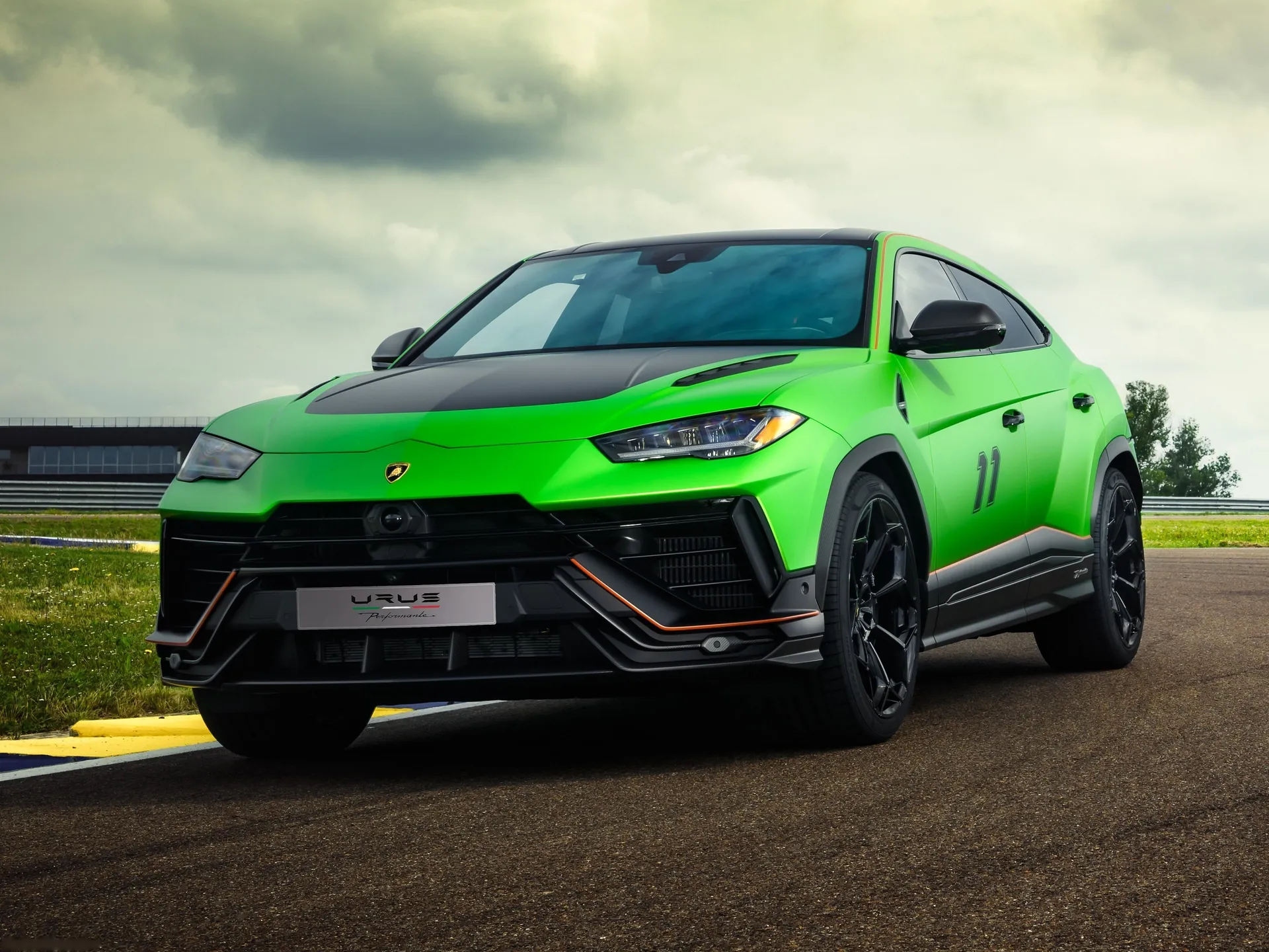 Lamborghini Urus Performante Essenza SCV12 Edition (2023)