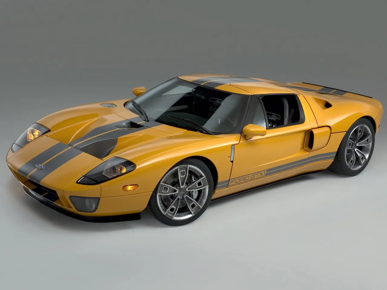 Ford GTX1 Roadster (2005)