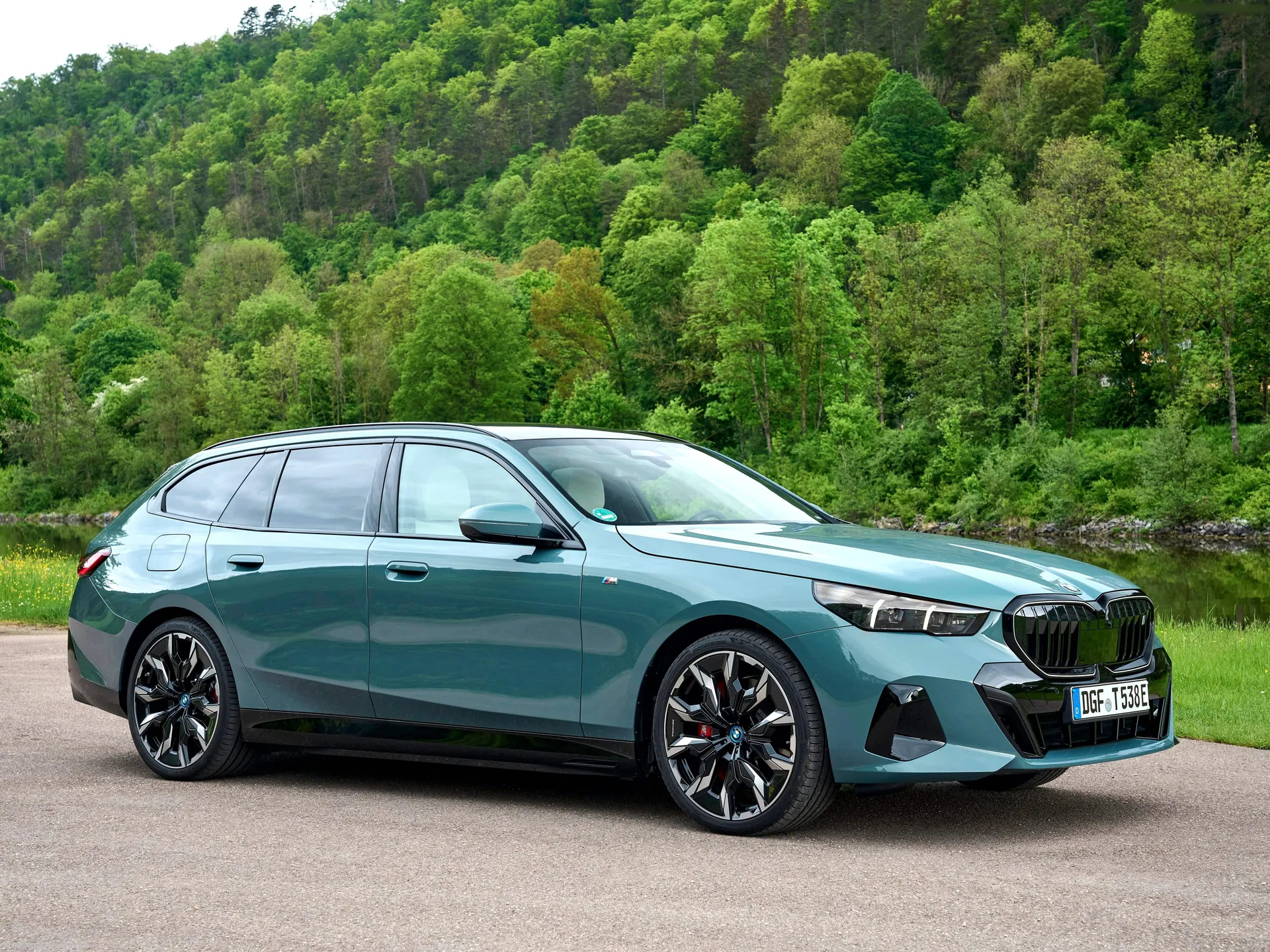 BMW i5 Touring (2025)