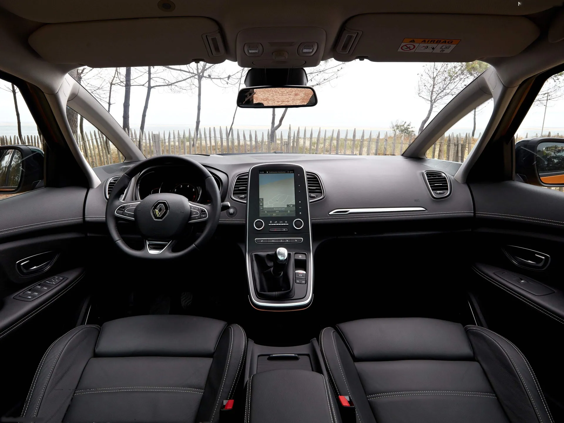 Renault Scenic (2017) – interiér