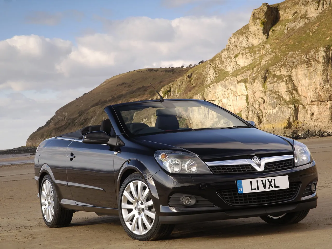 Vauxhall Astra TwinTop (2006)