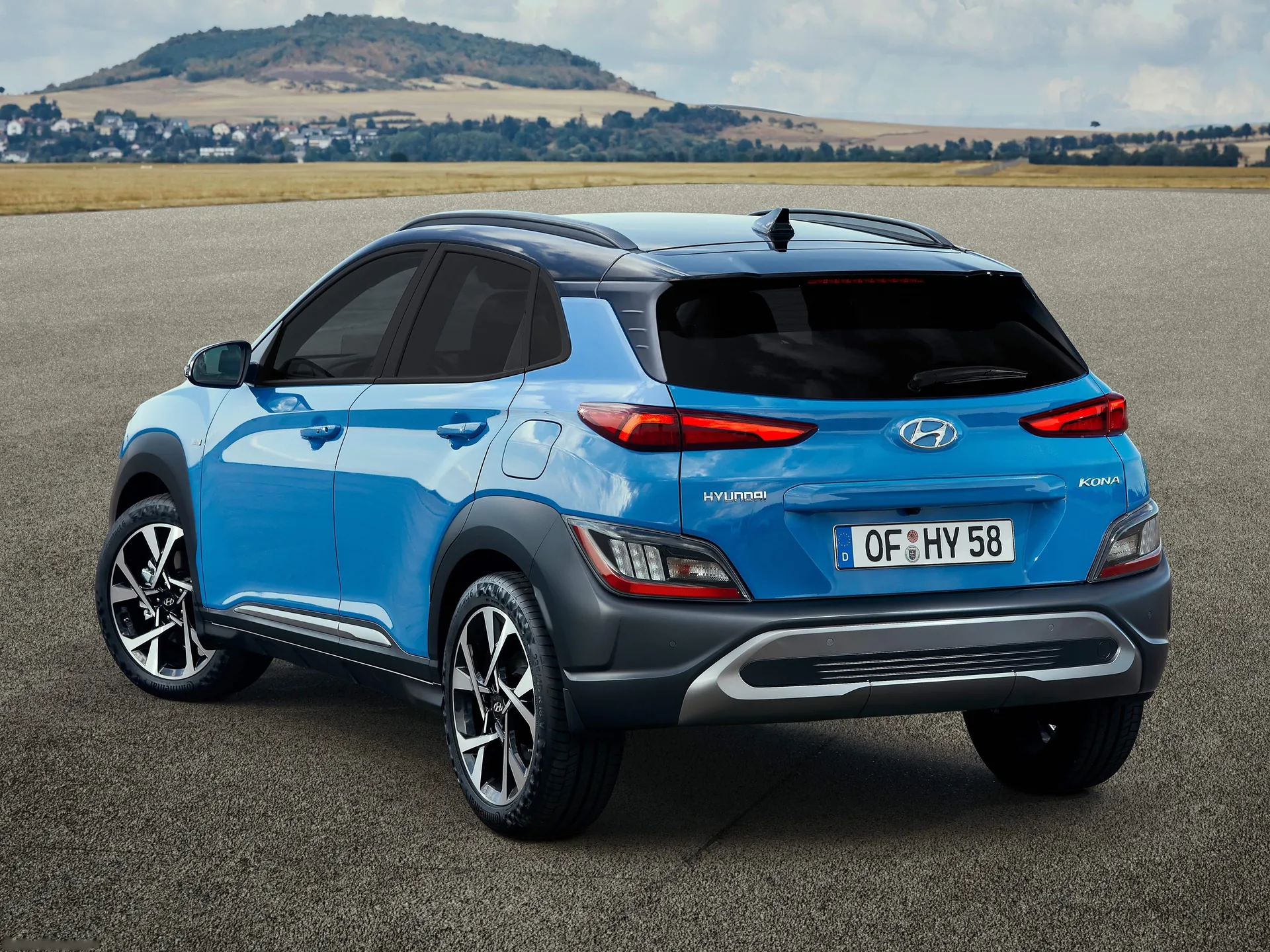 Hyundai Kona (2021) – zadní tříčtvrteční pohled