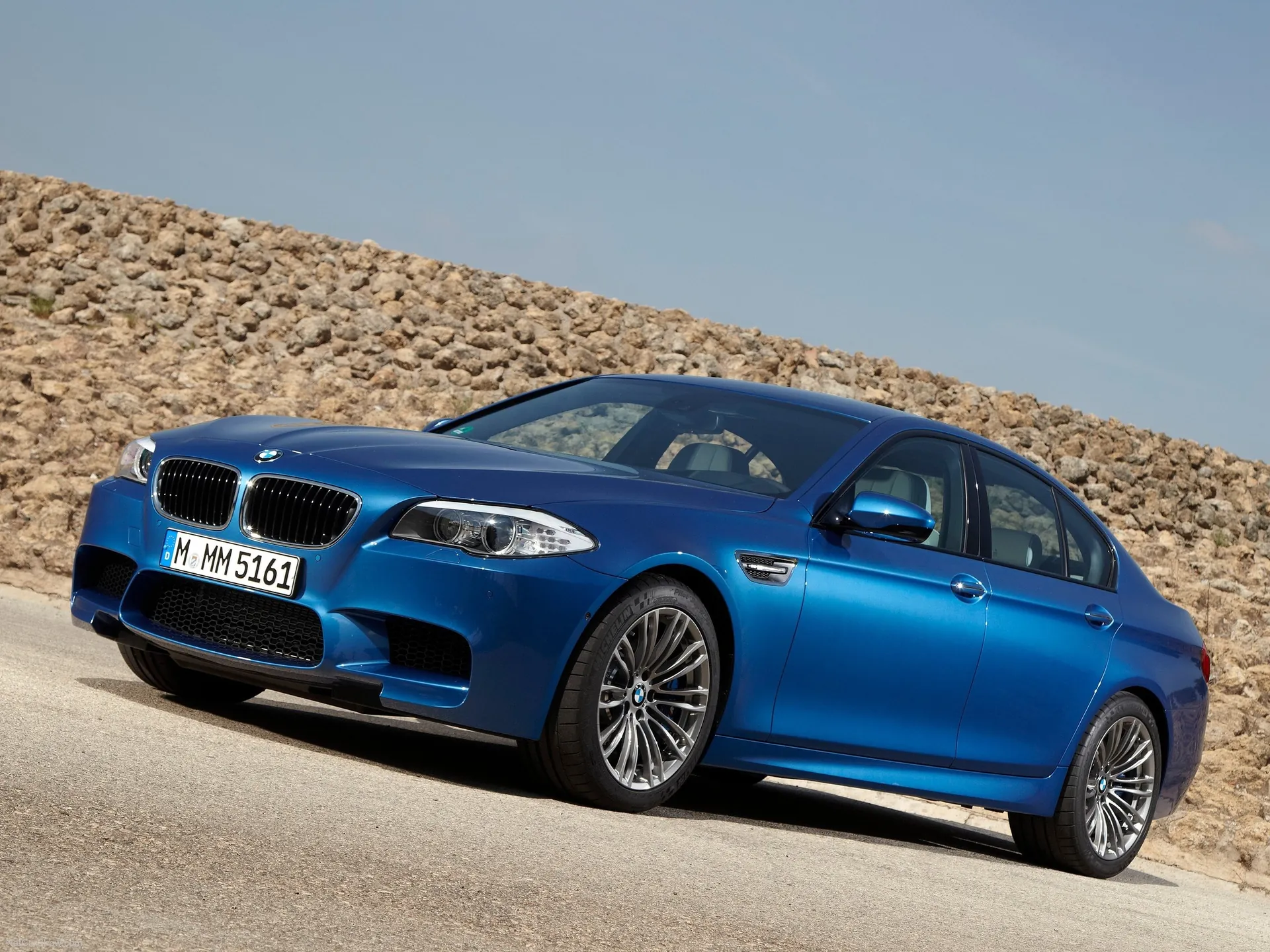 BMW M5 (2012)