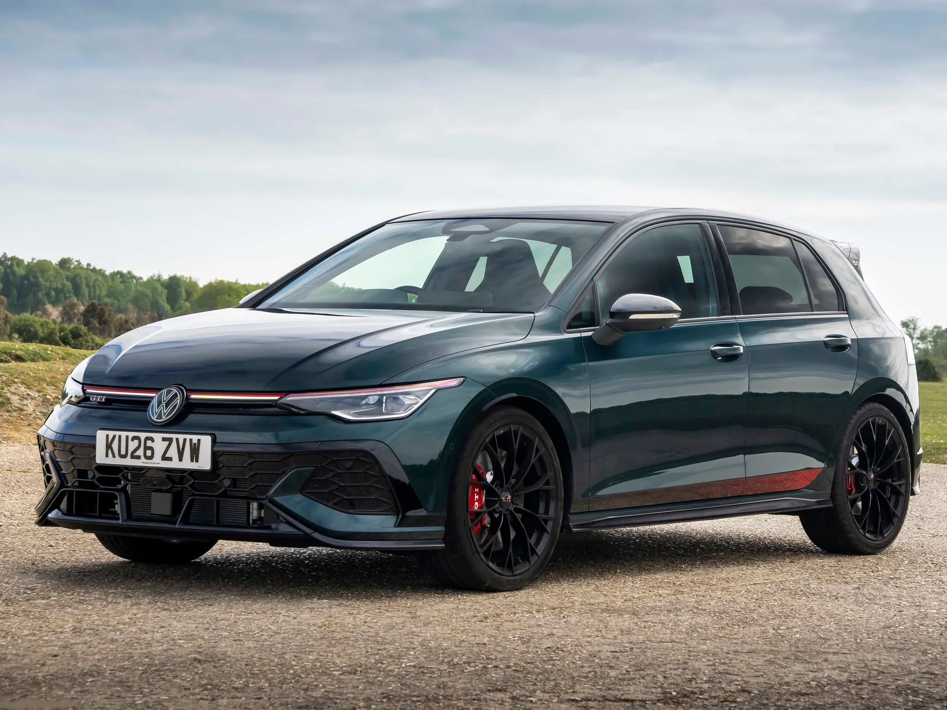 Volkswagen Golf GTI Edition 50 [UK] (2026)