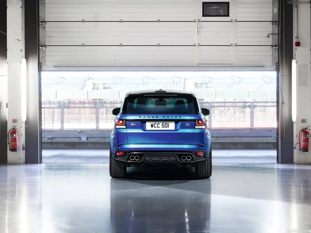 Land Rover Range Rover Sport SVR (2015) – zezadu