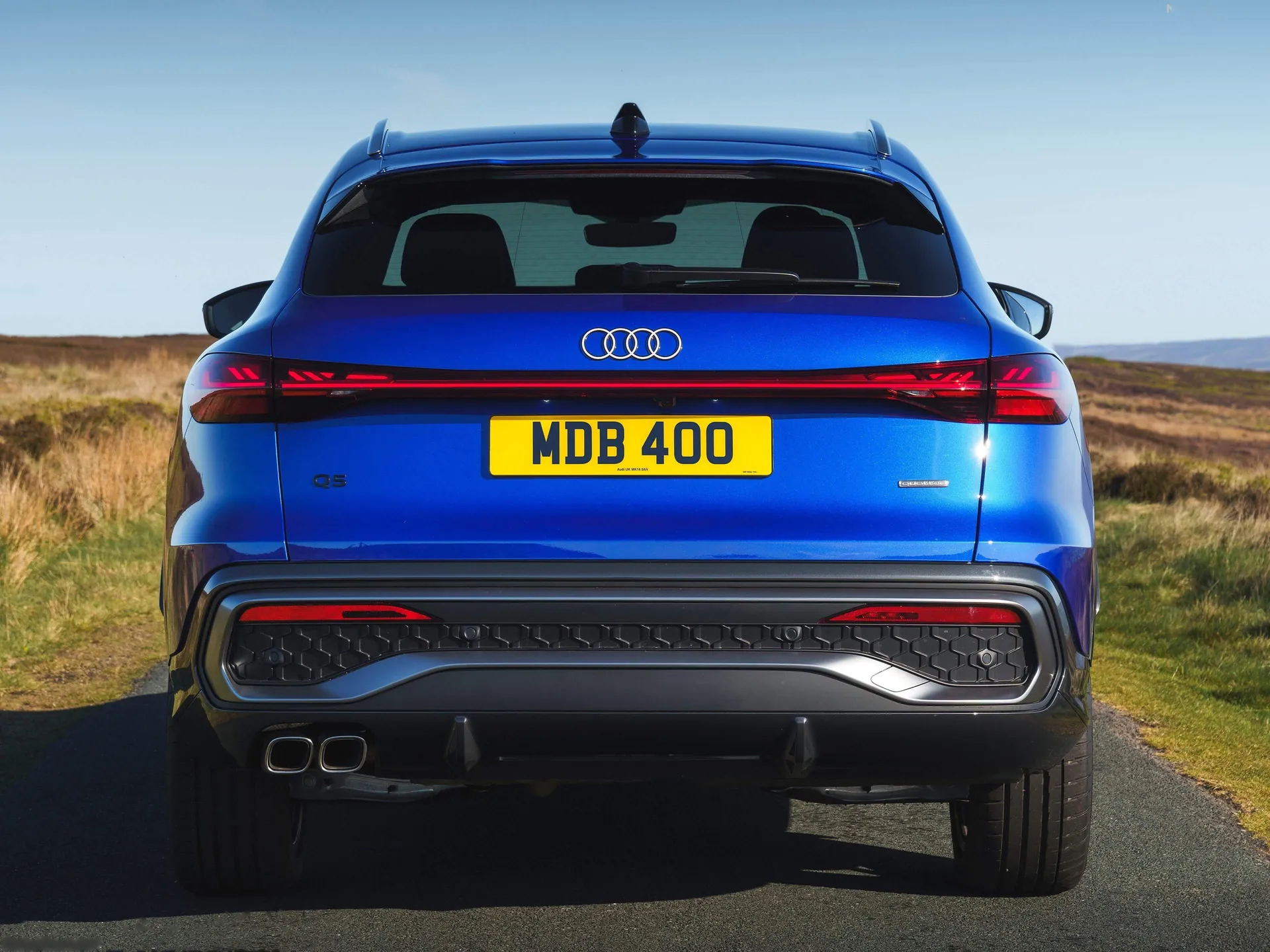 Audi Q5 Sportback [UK] (2025) – zezadu