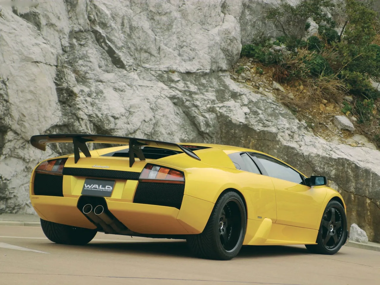 Wald Lamborghini Murcielago (2002) – zadní tříčtvrteční pohled