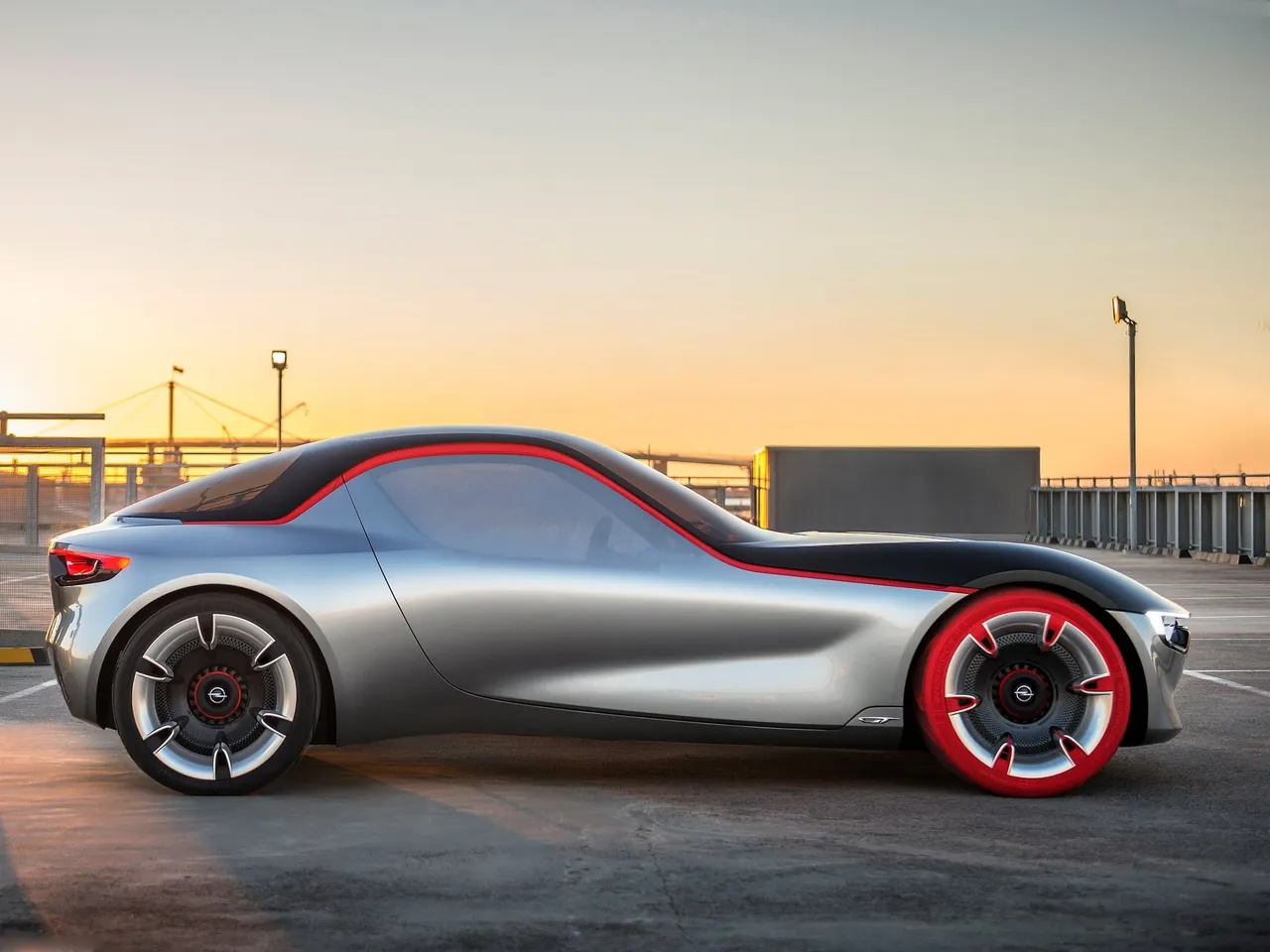 Opel GT Concept (2016) – boční profil