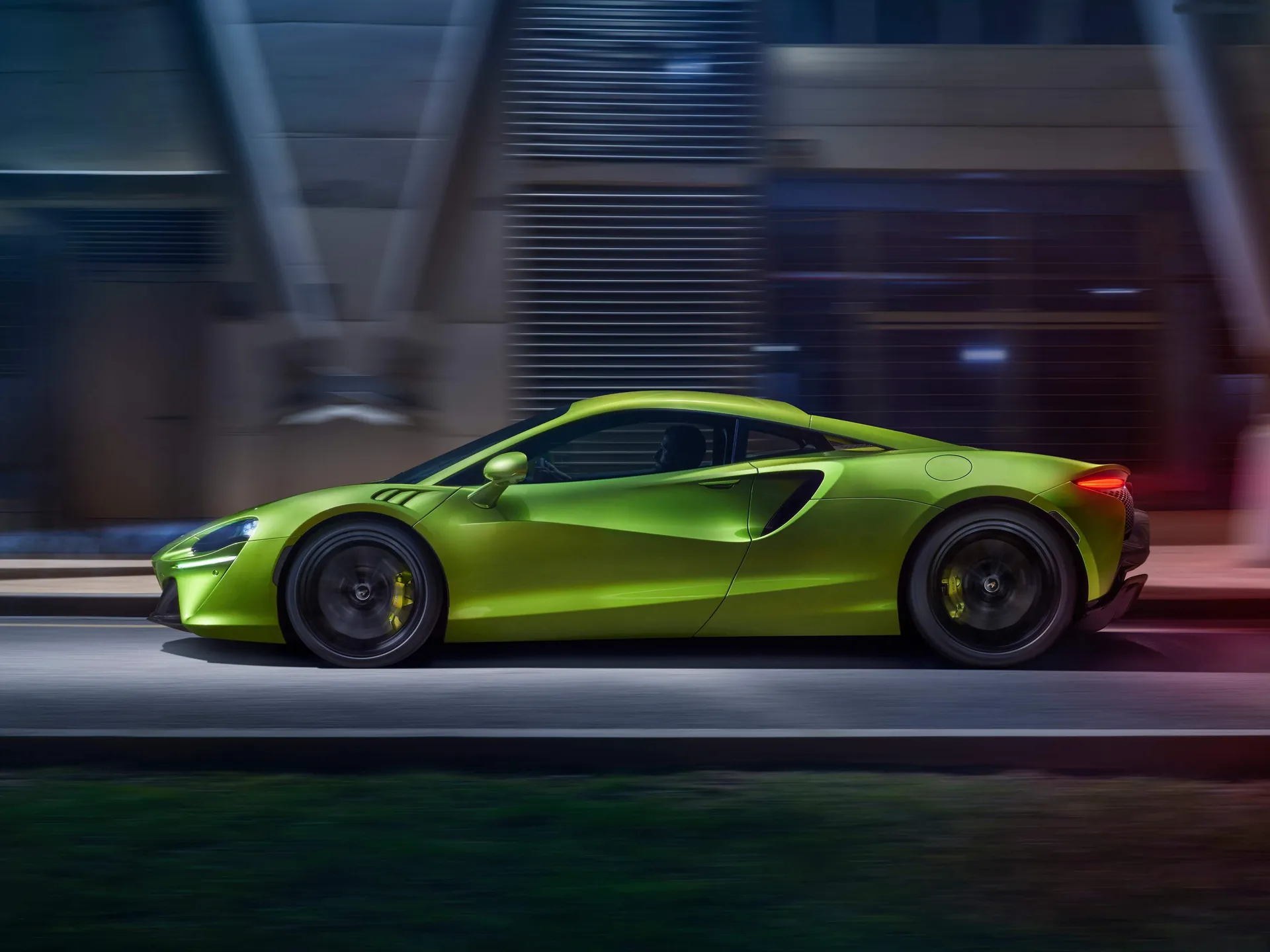 McLaren Artura (2022) – boční profil