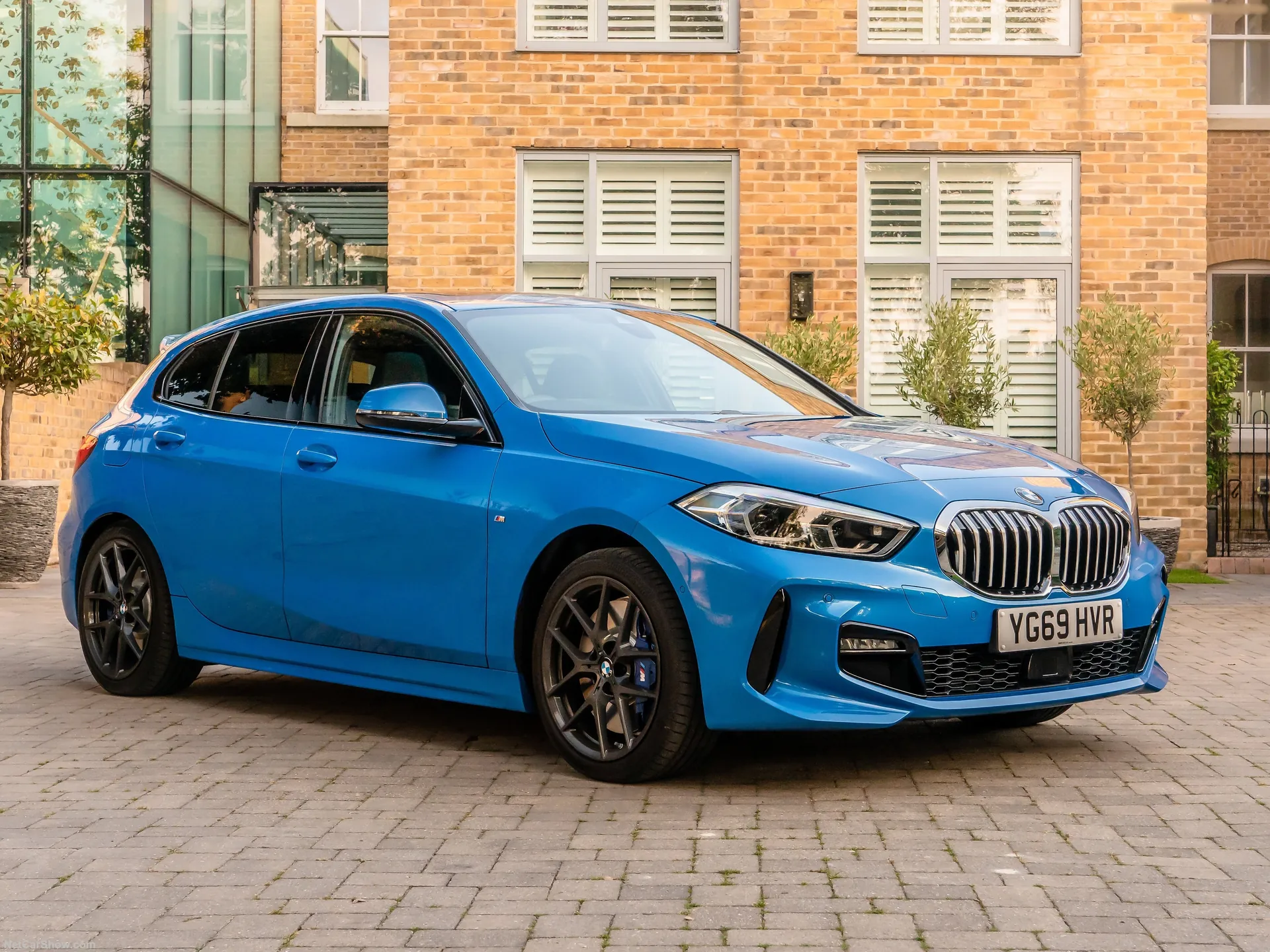 BMW 1-Series [UK] (2020)