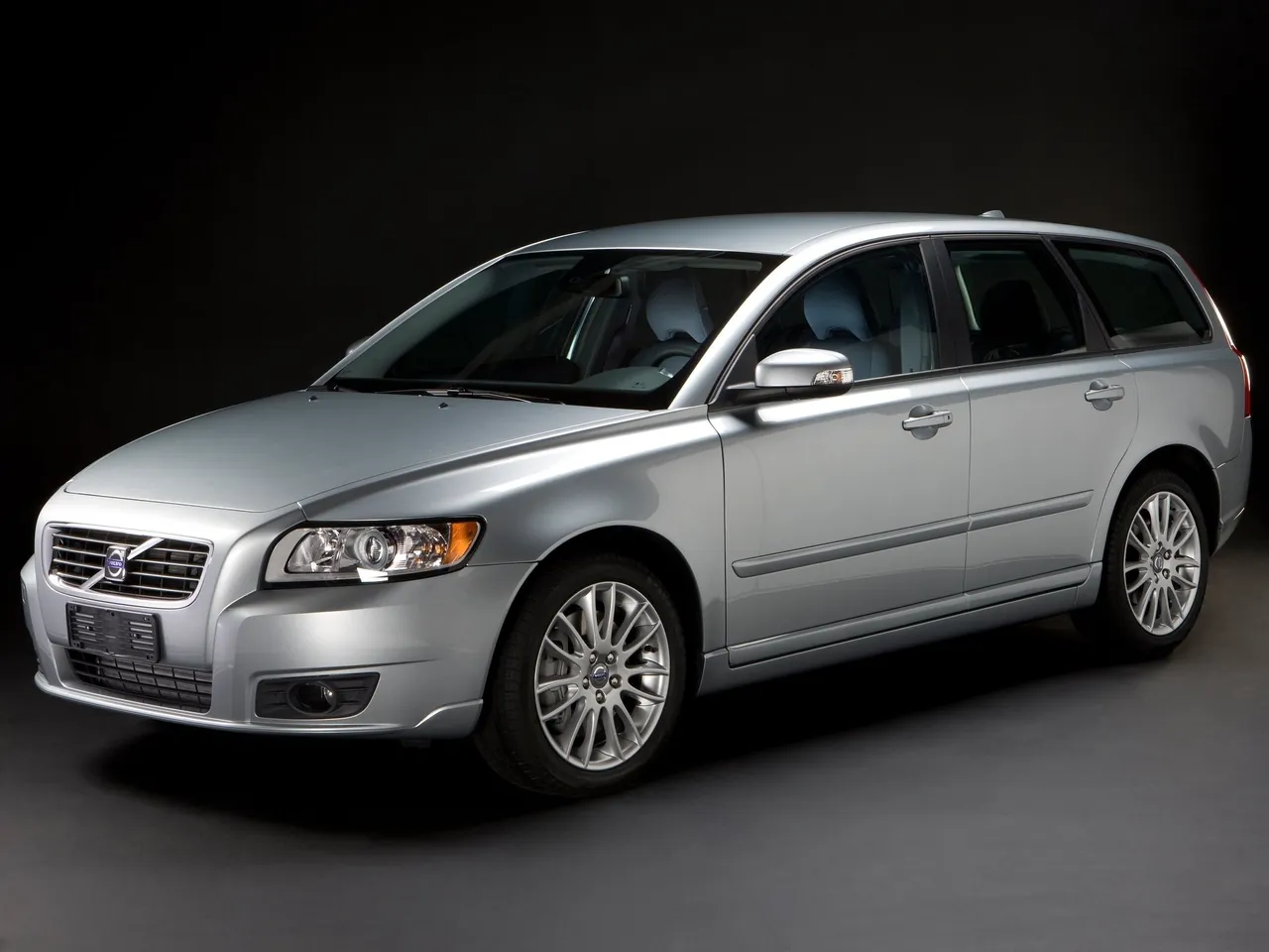Volvo V50 (2008)