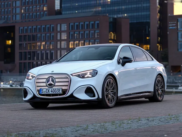 Mercedes-Benz C-Class EV (2027)