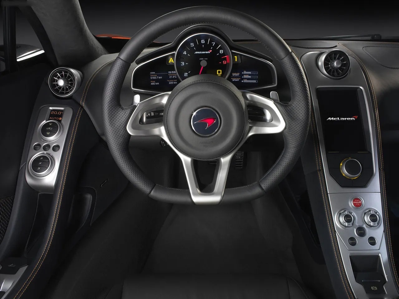 McLaren MP4-12C (2011) – interiér