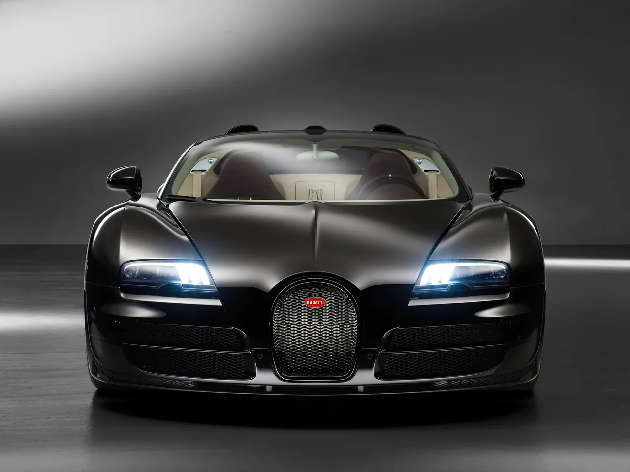 Bugatti Veyron Jean Bugatti (2013) – zepředu