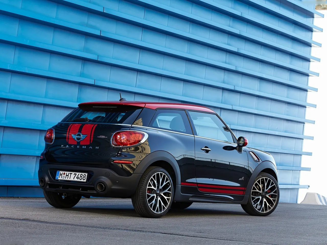 Mini Paceman John Cooper Works (2014) – zadní tříčtvrteční pohled