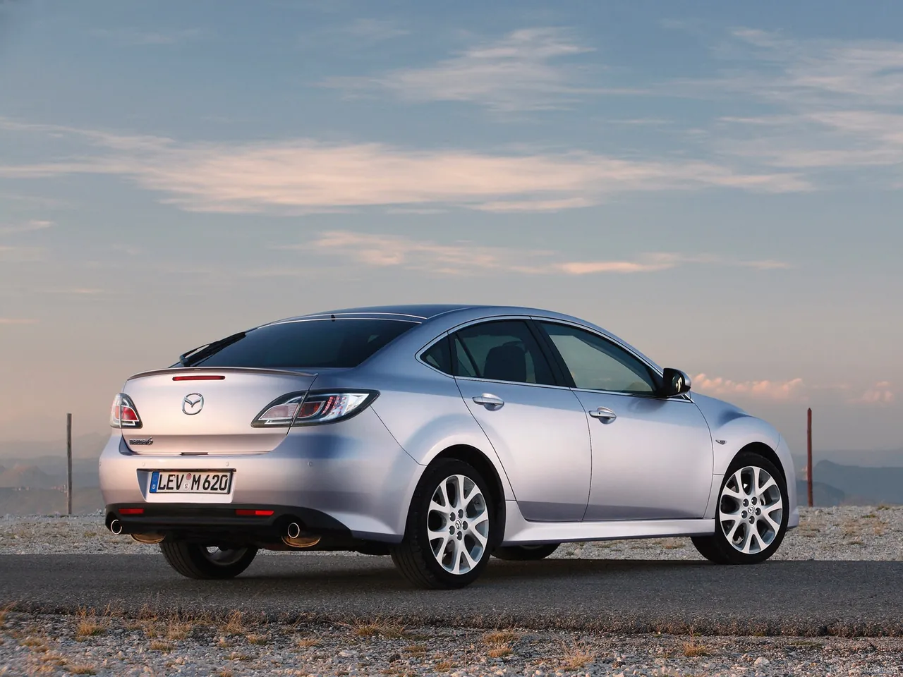 Mazda 6 SAP (2009) – zadní tříčtvrteční pohled