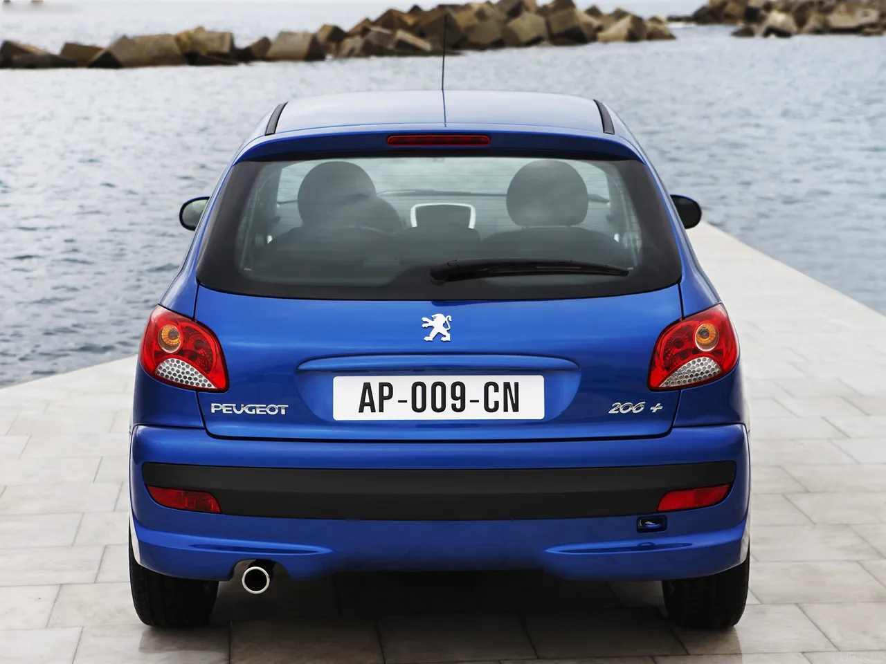 Peugeot 206 Plus (2009) – zezadu
