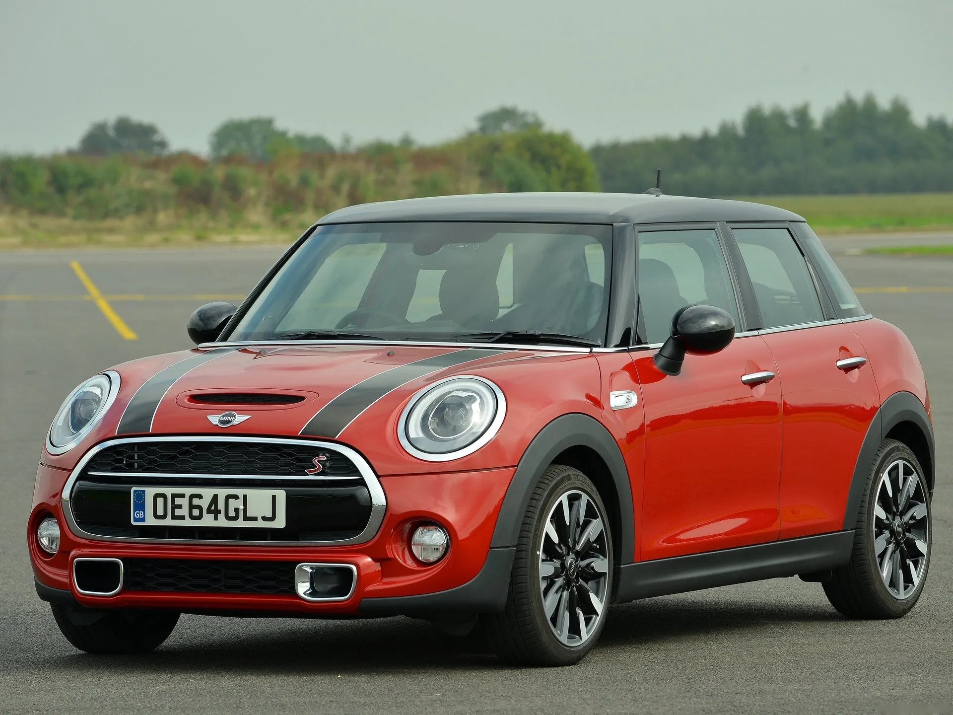 Mini Cooper S 5-door (2015)