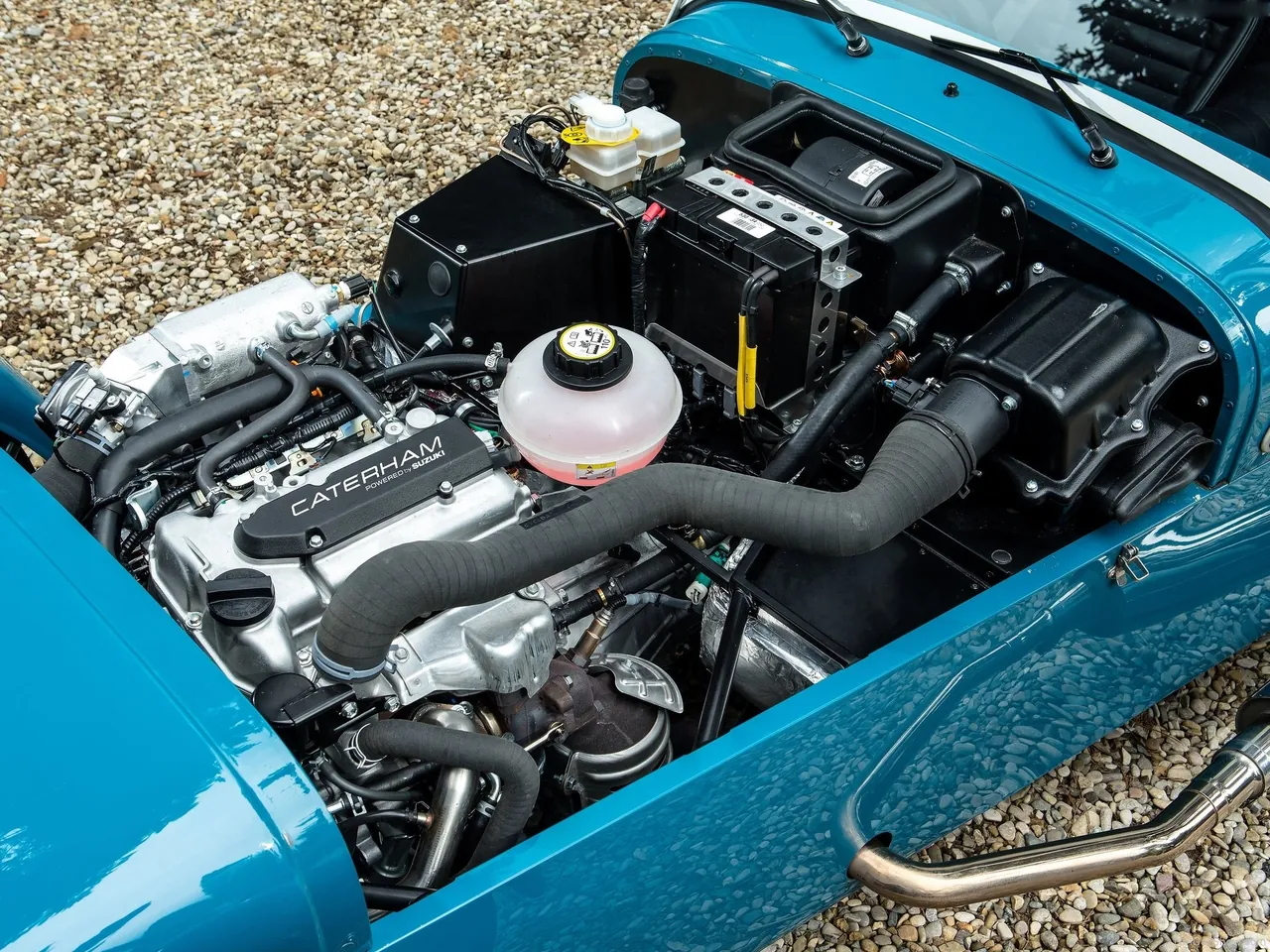 Caterham Seven 160 (2014) – motorový prostor