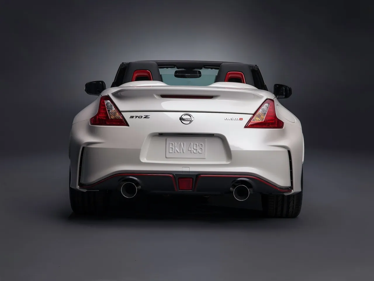 Nissan 370Z Nismo Roadster Concept (2015) – zezadu