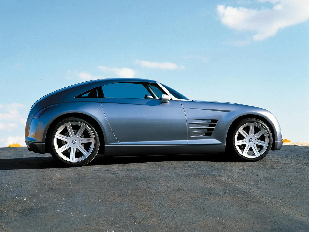 Chrysler Crossfire Concept (2001) – boční profil