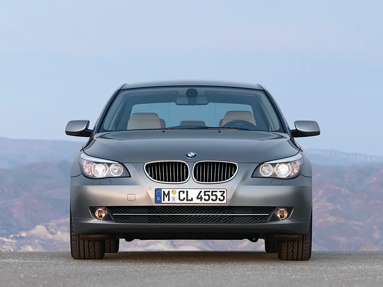 BMW 5-Series (2008) – zepředu