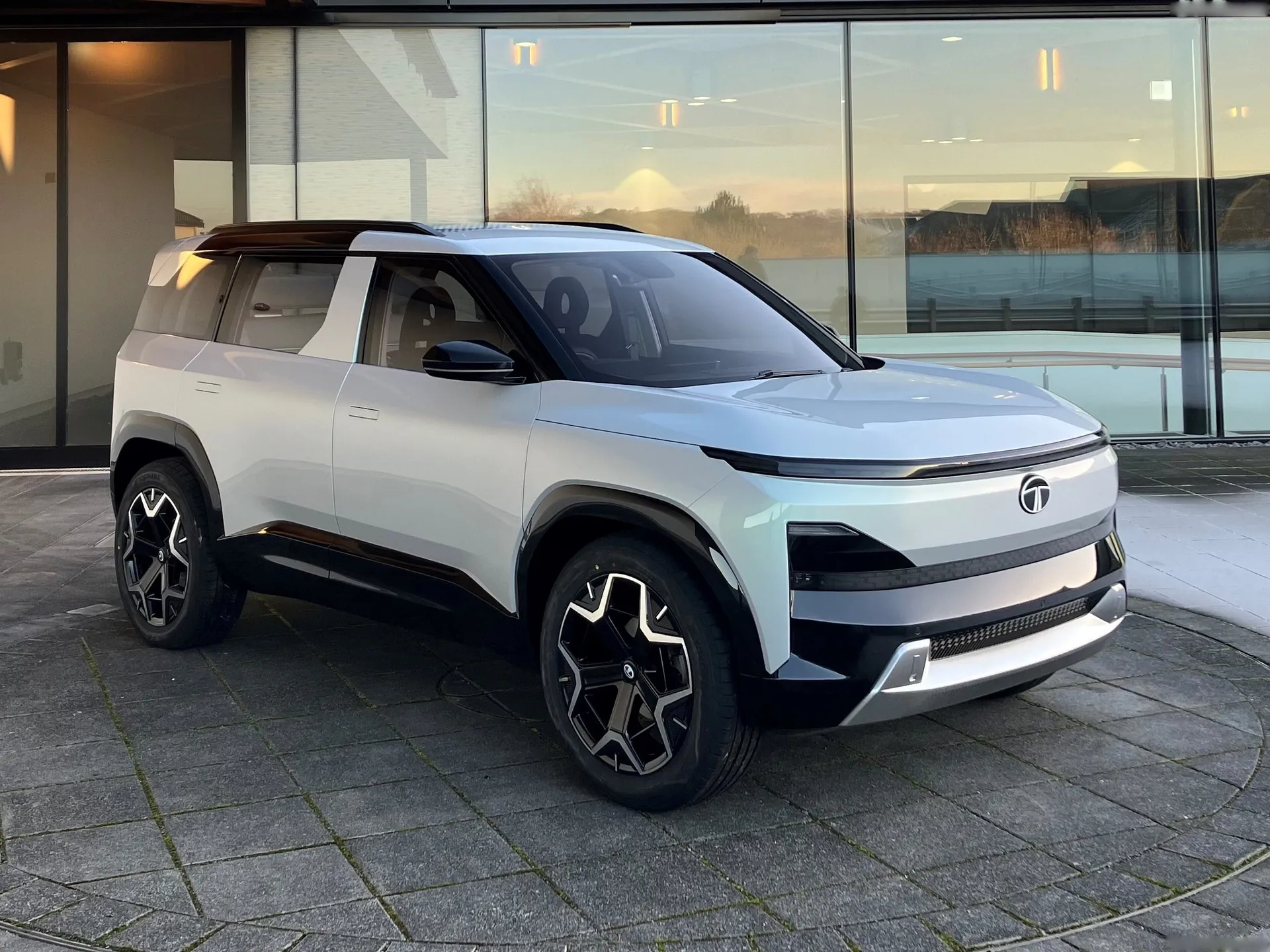Tata Sierra.ev Concept (2023)