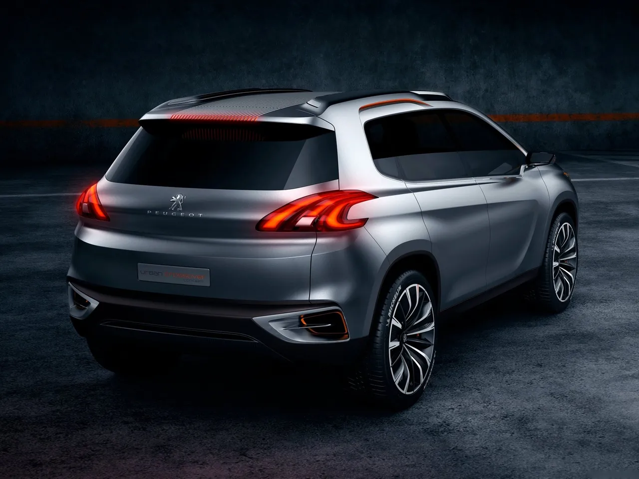 Peugeot Urban Crossover Concept (2012) – zadní tříčtvrteční pohled