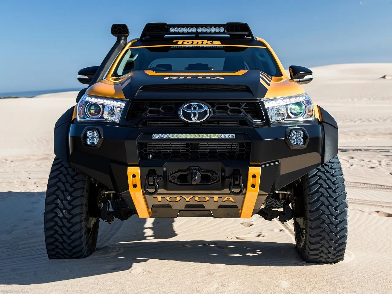 Toyota HiLux Tonka Concept (2017) - Front