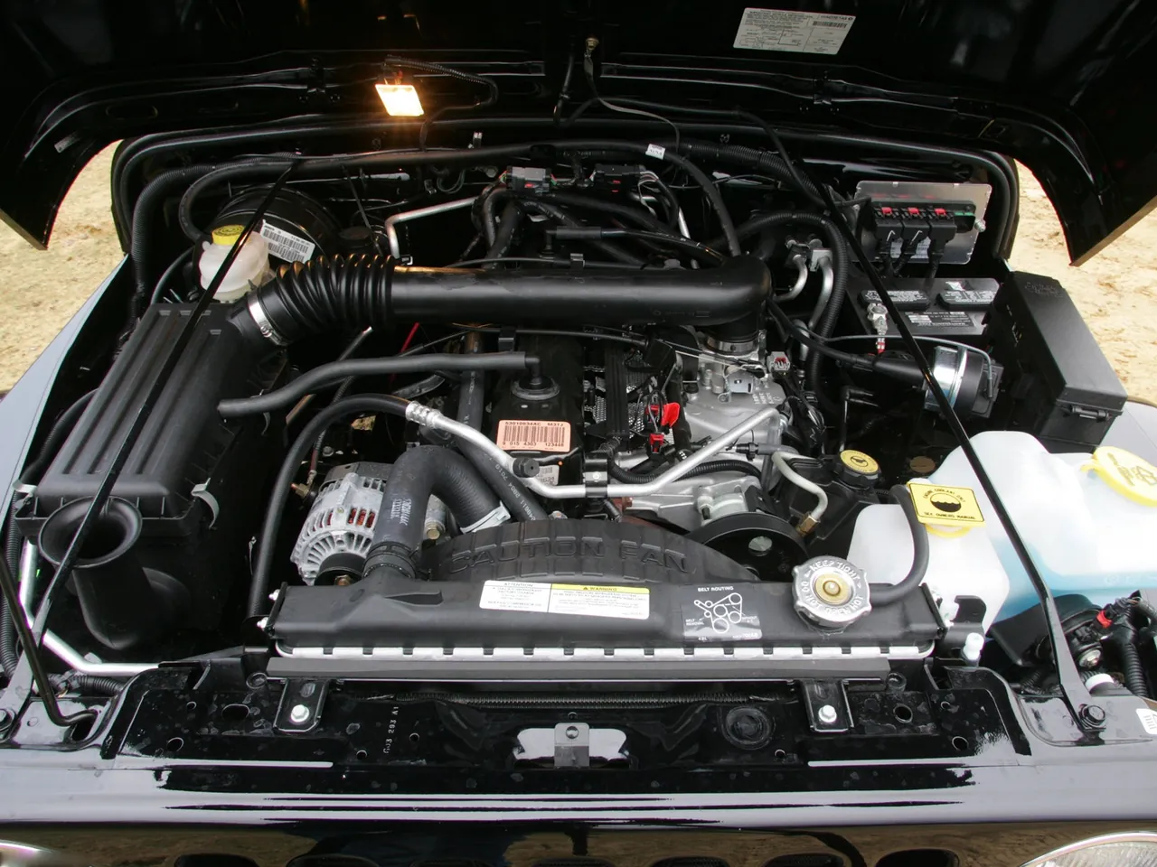 Jeep Wrangler [UK] (2005) - Engine Bay