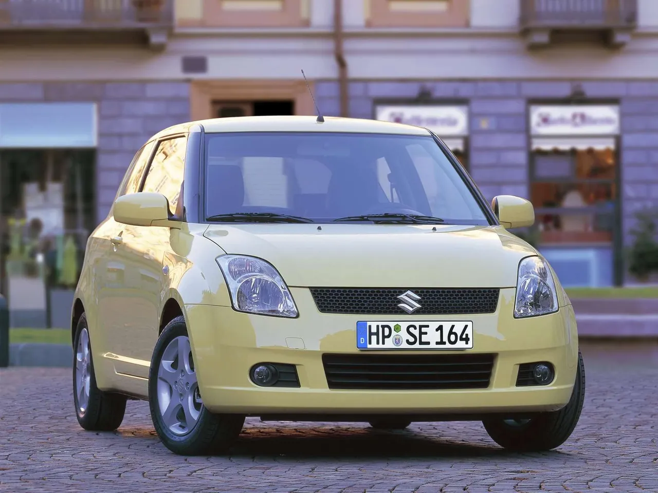 Suzuki Swift (2005)