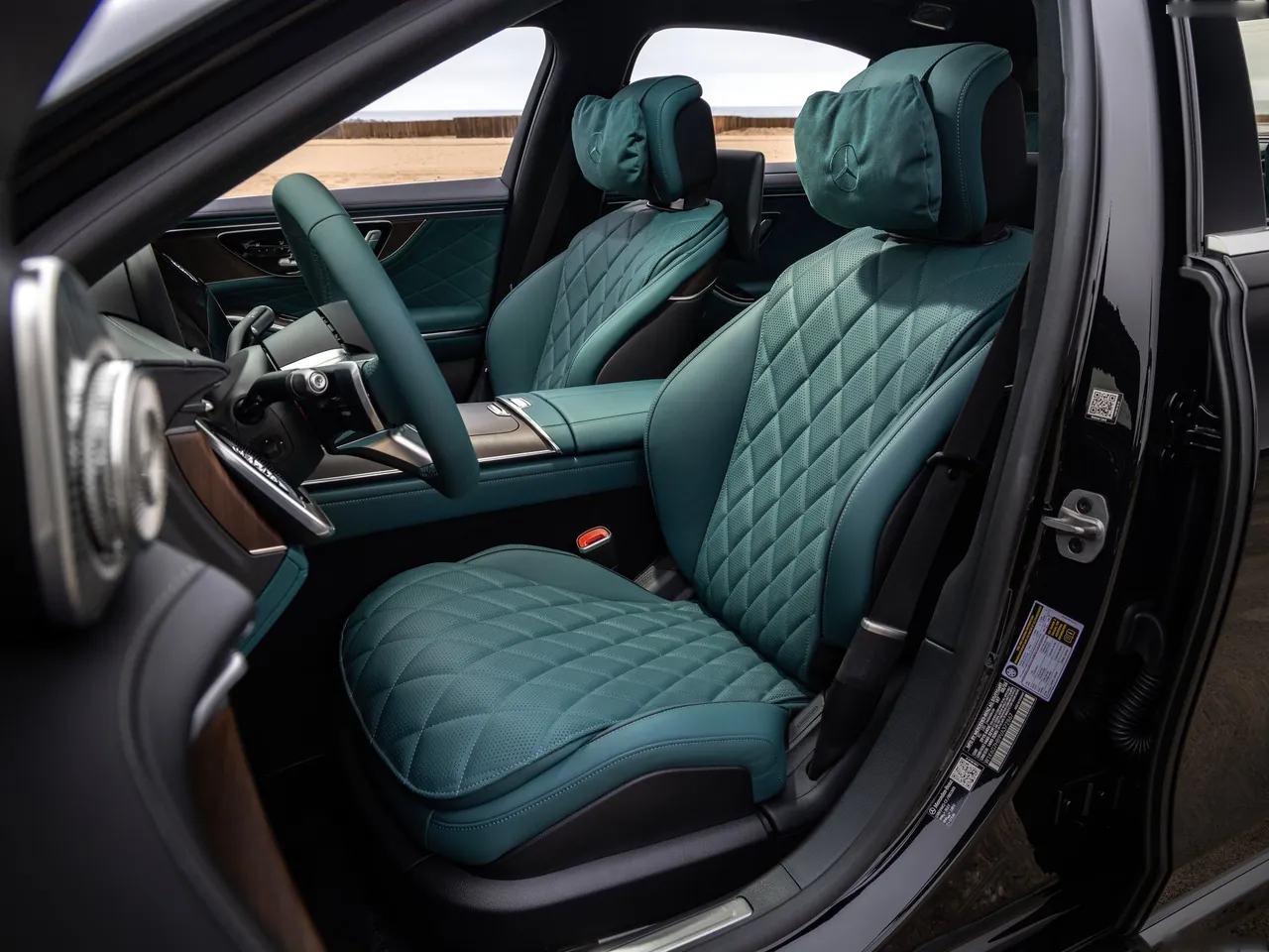 Mercedes-Benz S580 4Matic Maybach [US] (2027)
