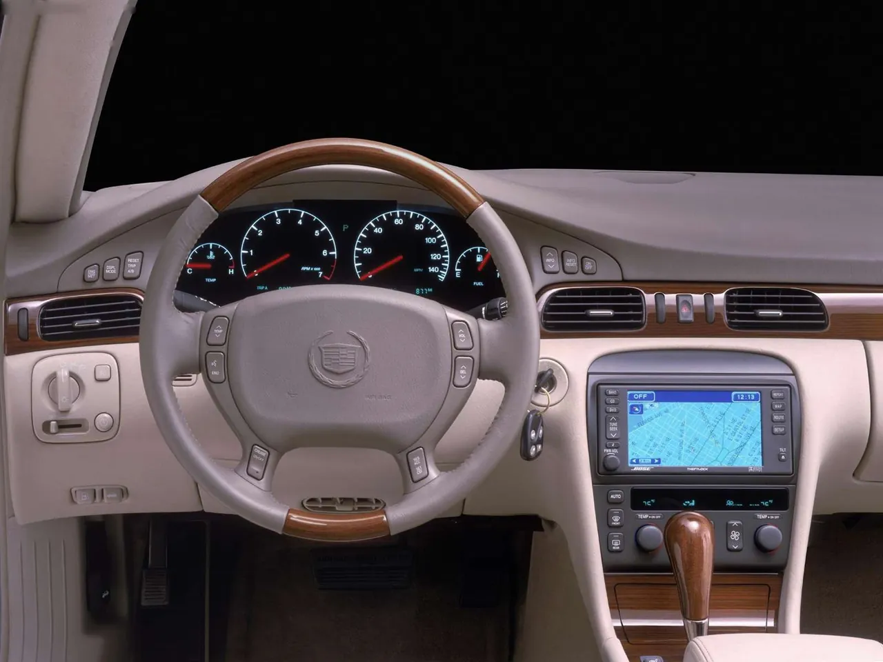Cadillac Seville STS (2002) – interiér