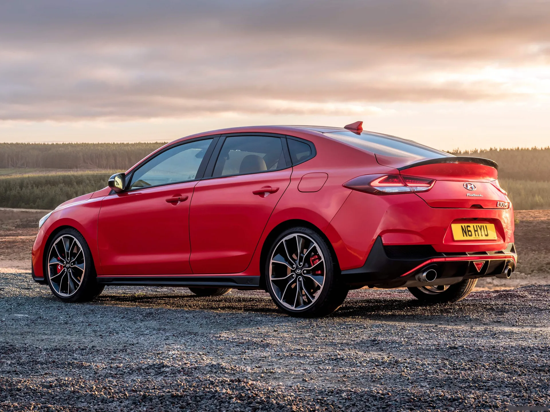 Hyundai i30 Fastback N [UK] (2019) - Rear Three-Quarter