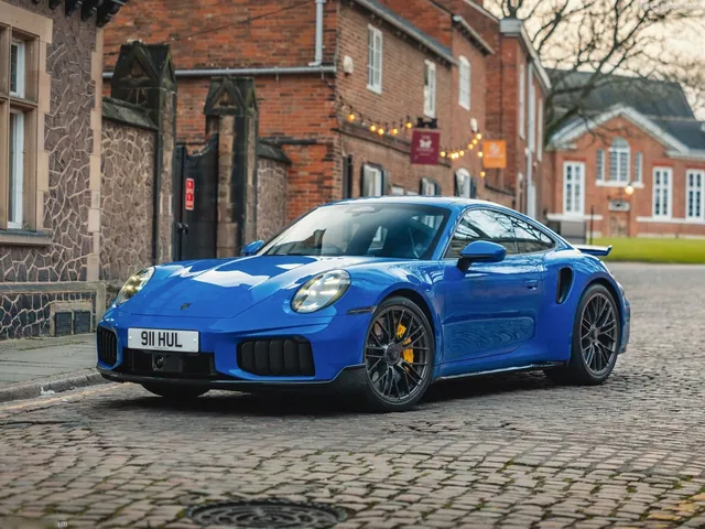 Porsche 911 Turbo S [UK] (2026)