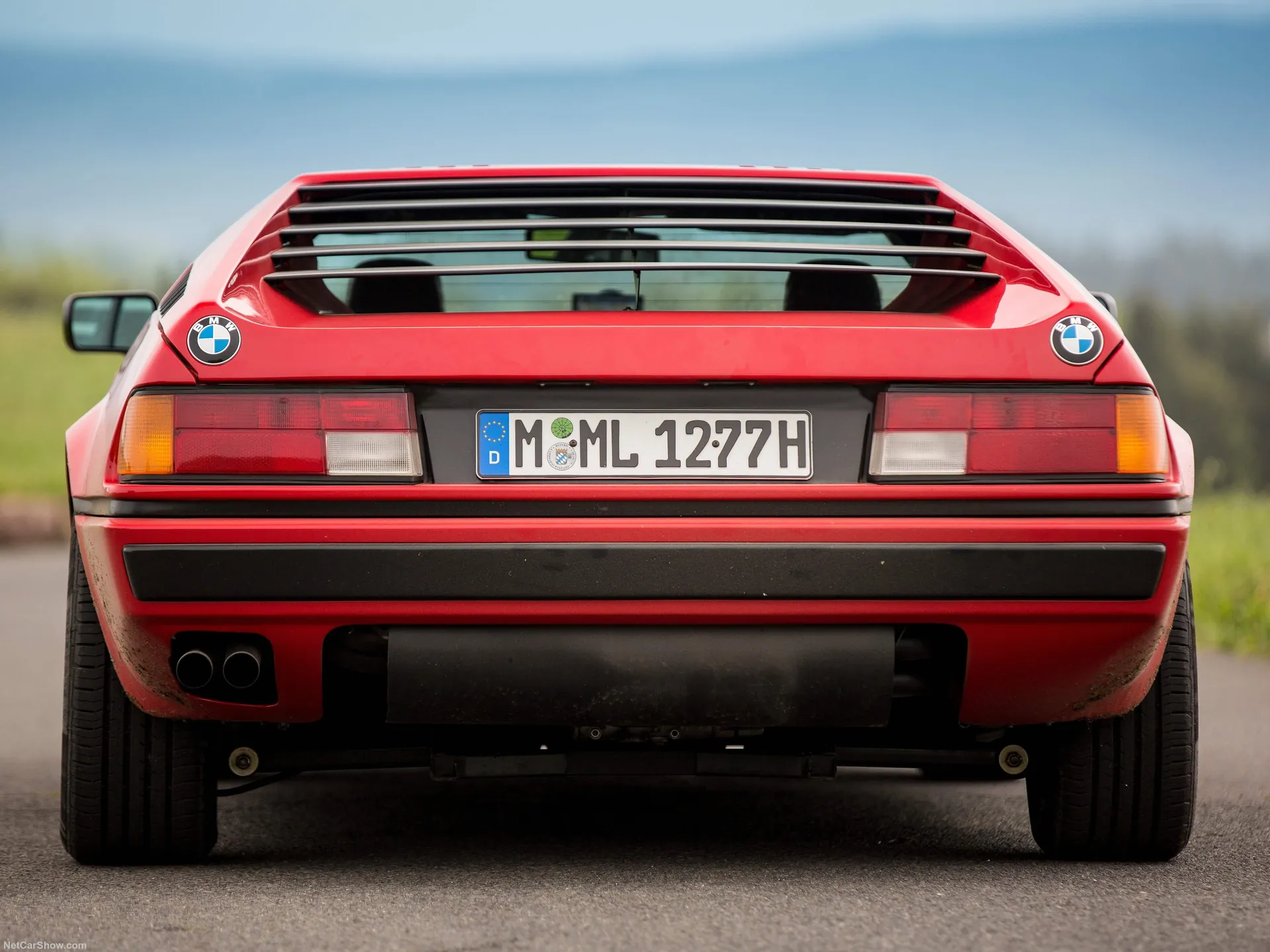 BMW M1 (1979) – zezadu